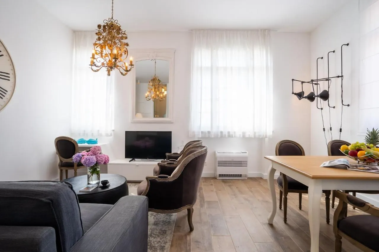 Ah Design Apartments Deluxe Opatija