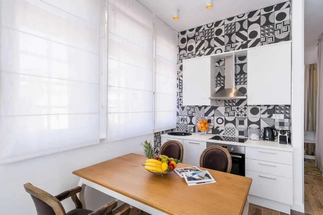 Ah Design Apartments Deluxe Opatija 0*,